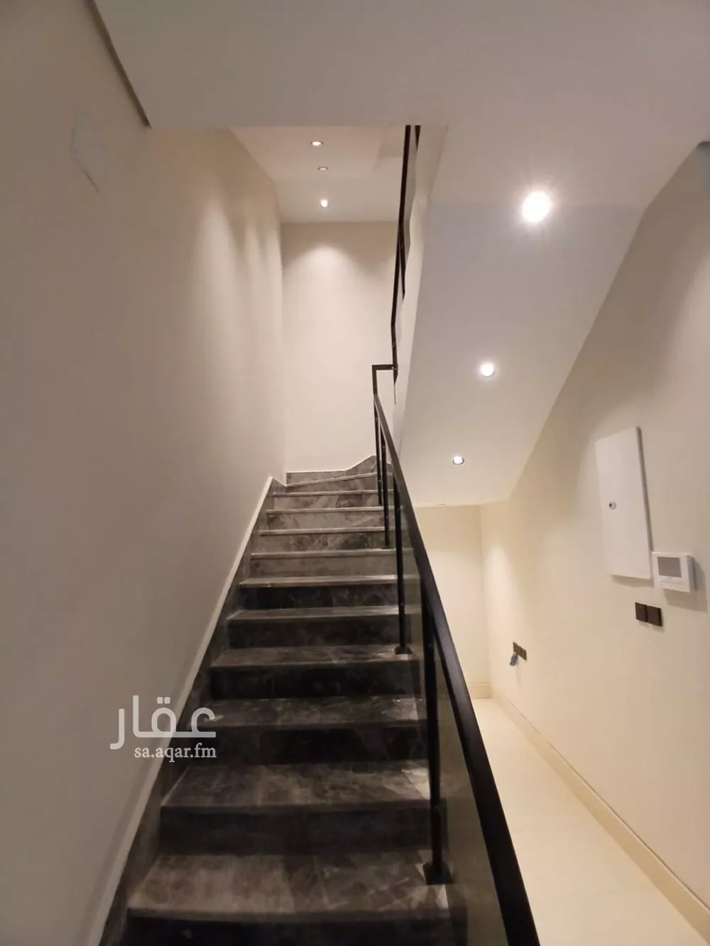 فيلا 4 غرف في الرمال 16