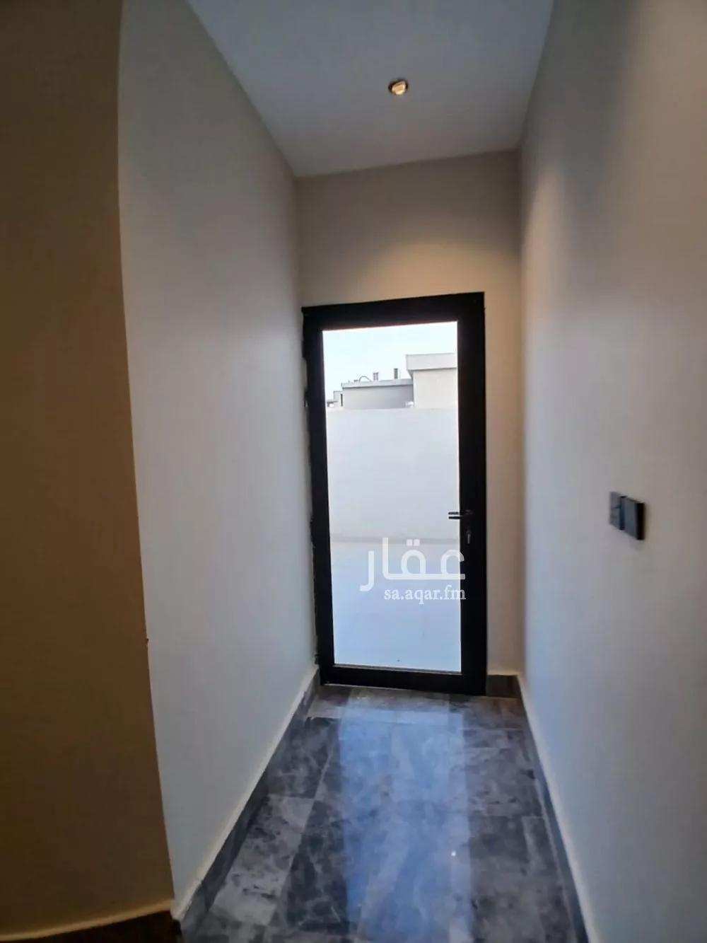فيلا 4 غرف في الرمال 6
