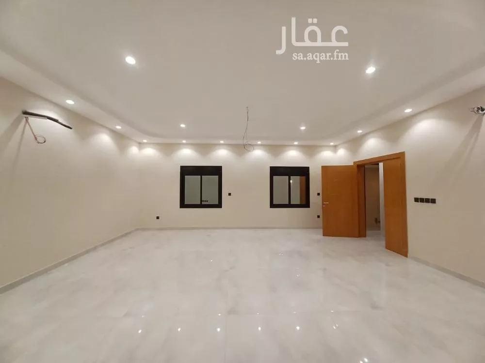 فيلا 7 غرف في الفروسية 11