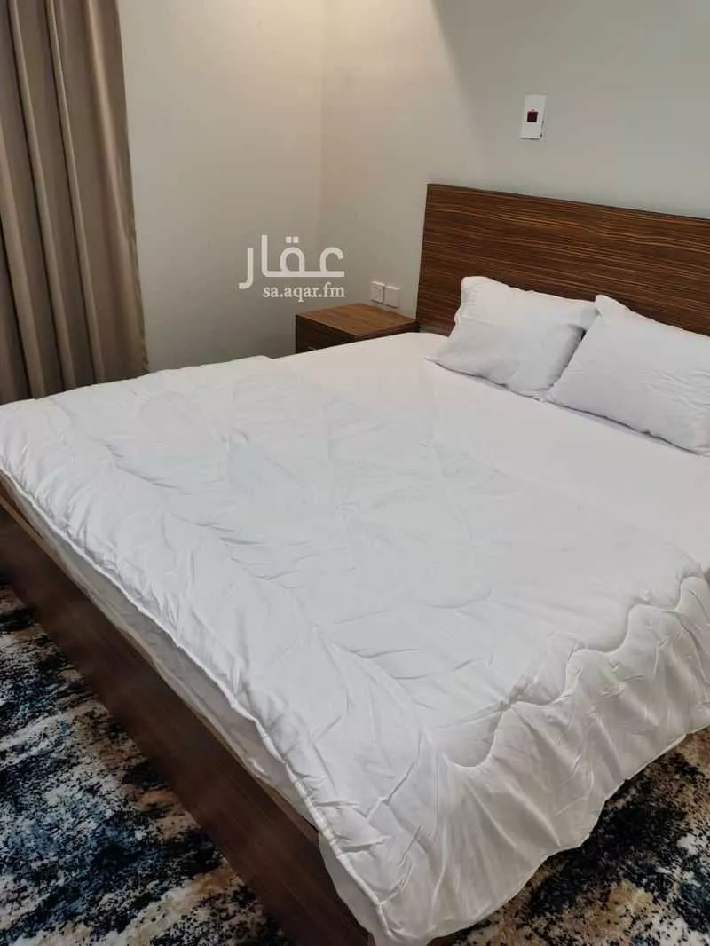 1560 sqm building in Uhud 18