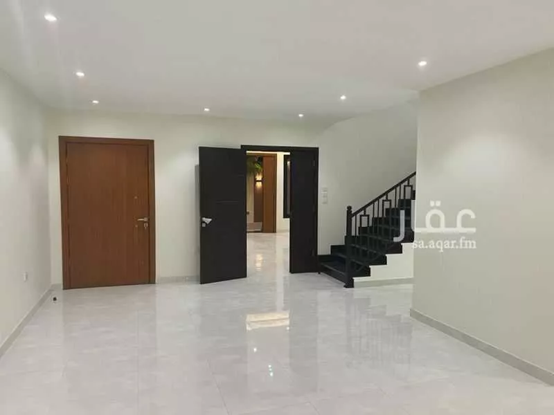 فيلا 7 غرف في الياقوت 4