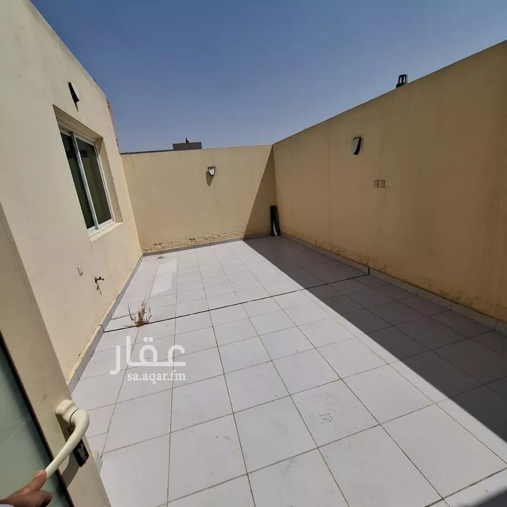 دور 3 غرف في النرجس 4