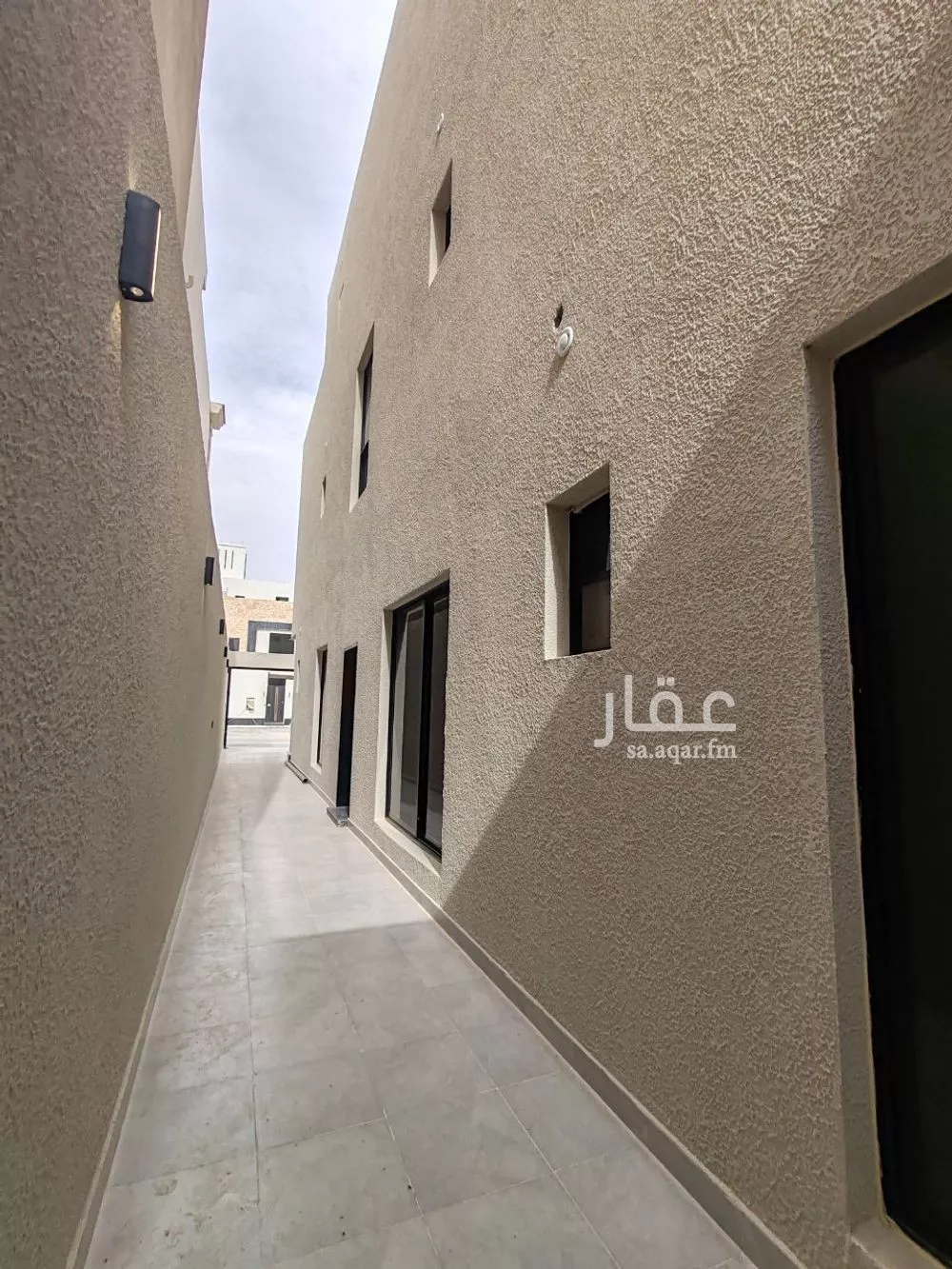 دور 4 غرف في الشرق 19