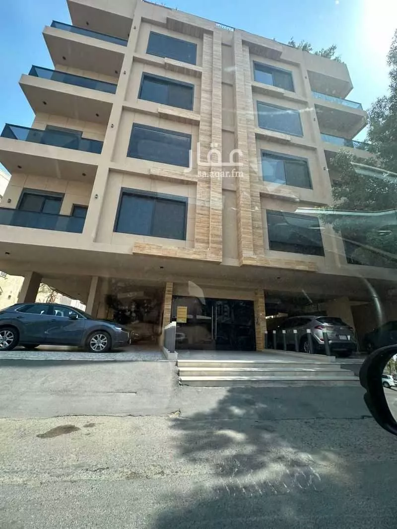 4 bedroom apartment in Al Rawdah 2