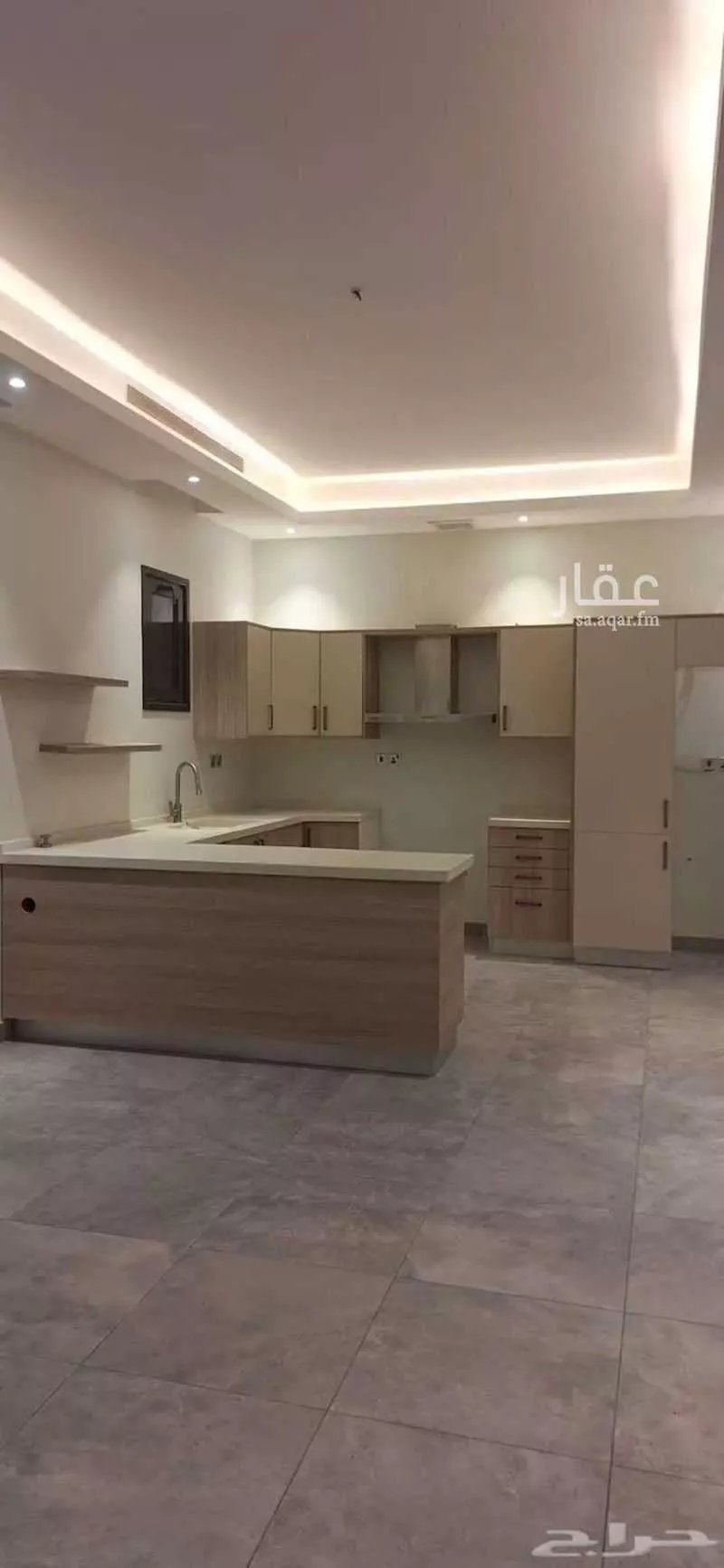 4 bedroom apartment in Al Rawdah 5