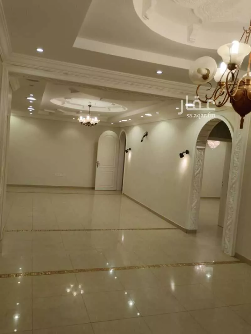6 bedroom apartment in Al Marwa 3