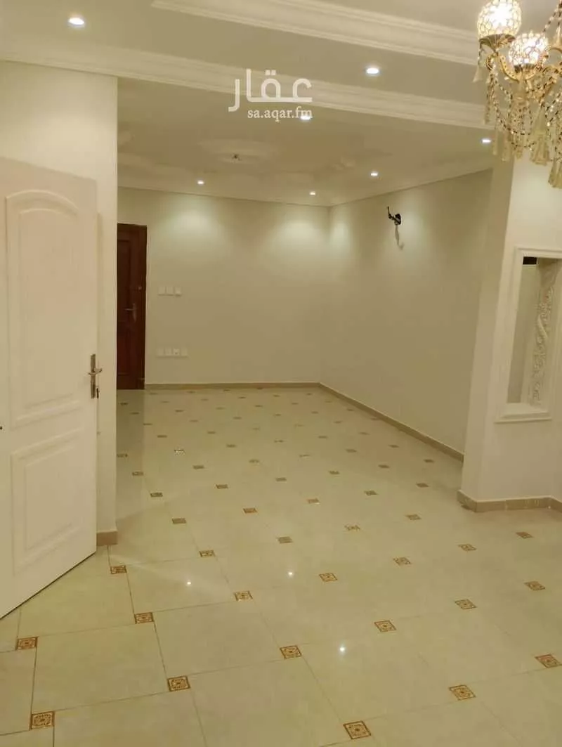 6 bedroom apartment in Al Marwa 21