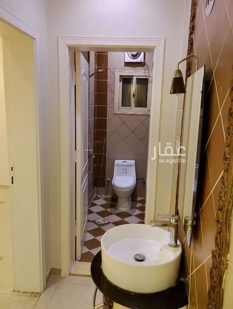 6 bedroom apartment in Al Marwa 9