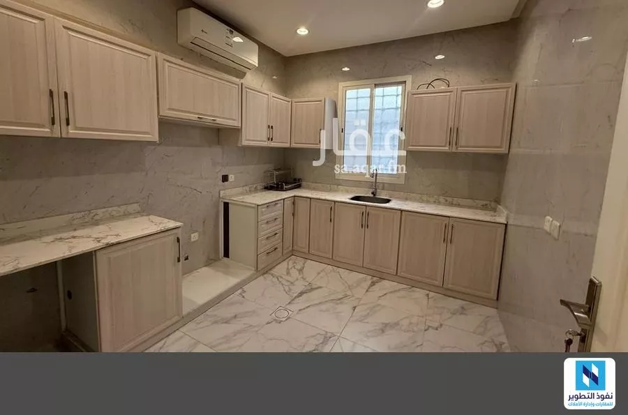 3 bedroom apartment in Al Qairawan 4