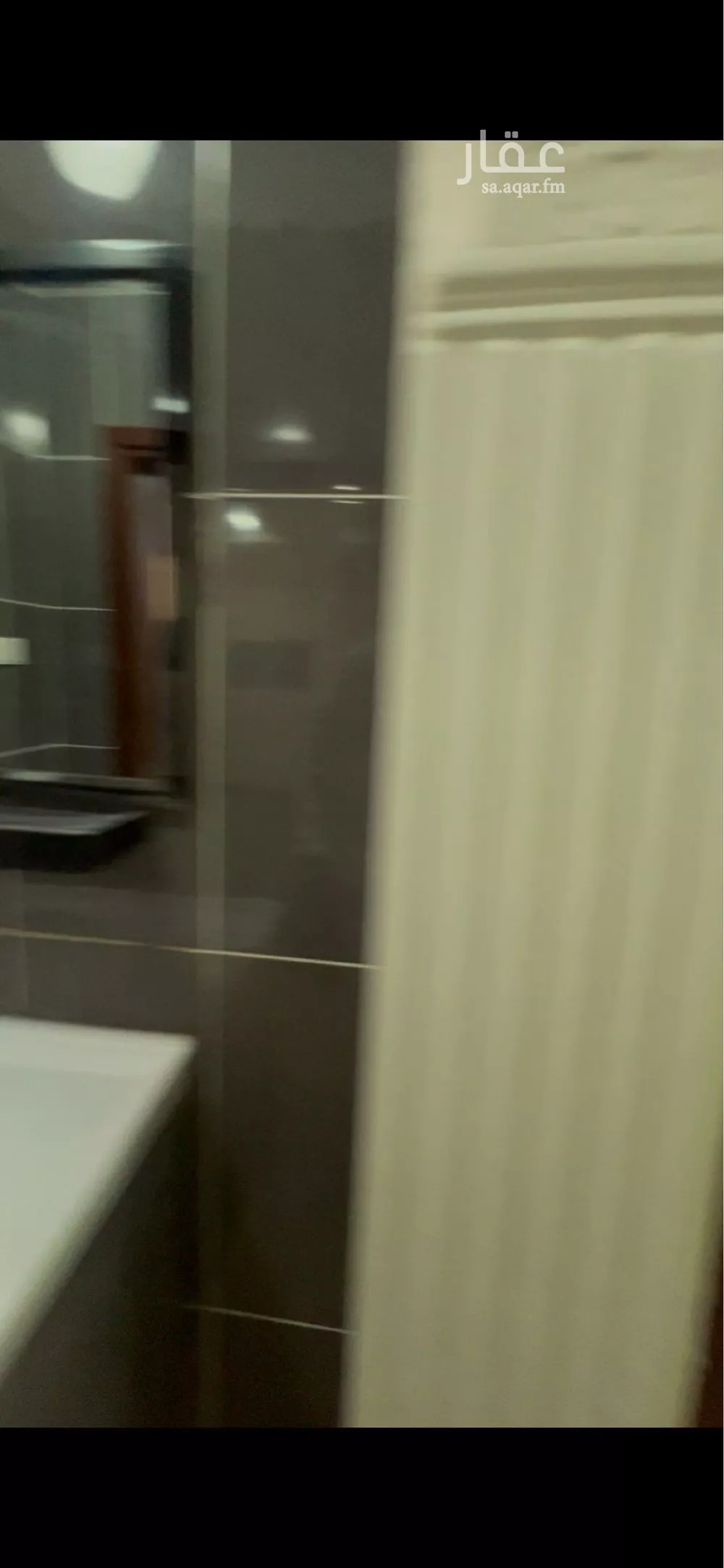 6 bedroom apartment in Al Falah 10