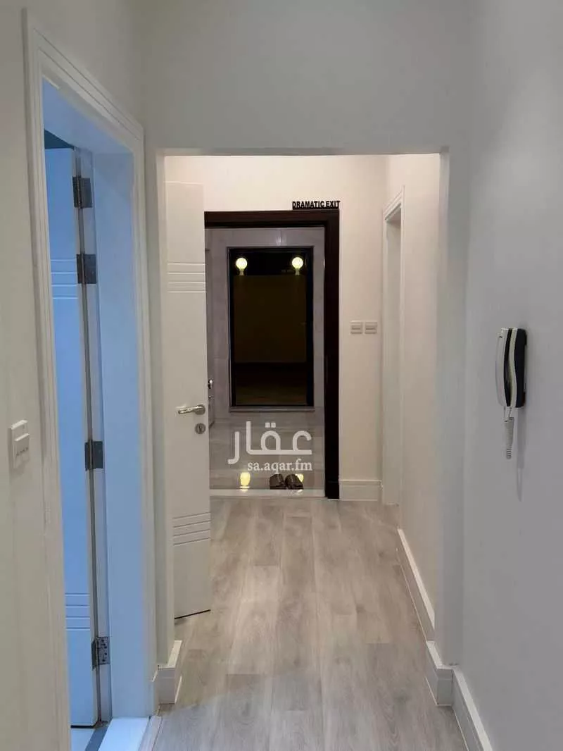 3 bedroom apartment in Al Salamah 8