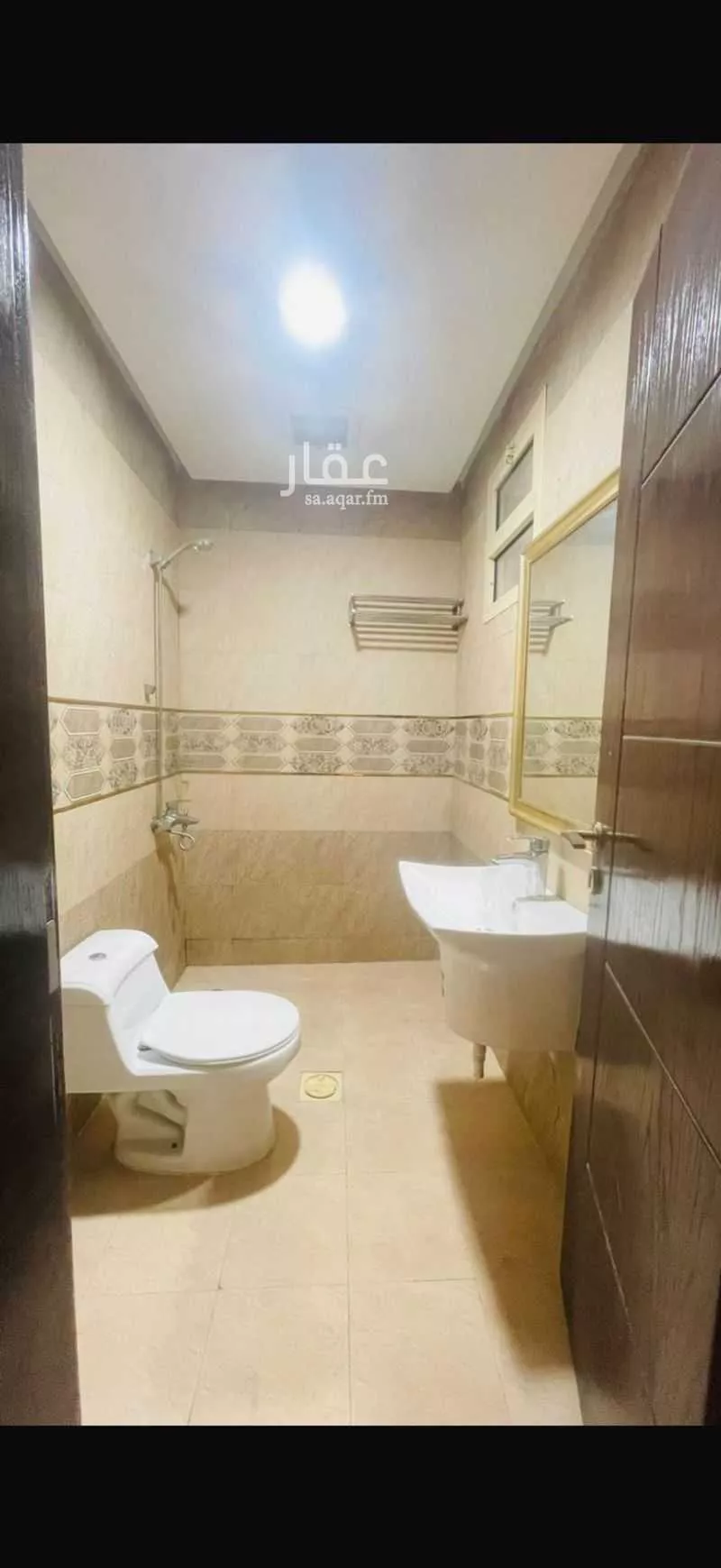 عمارة 1652 م² في اليرموك 4
