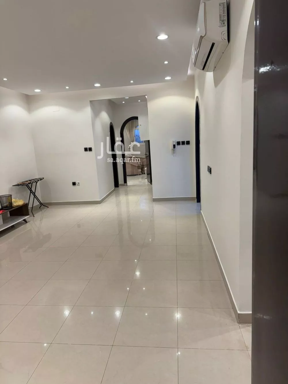 3 bedroom floor in Al Yarmouk 2