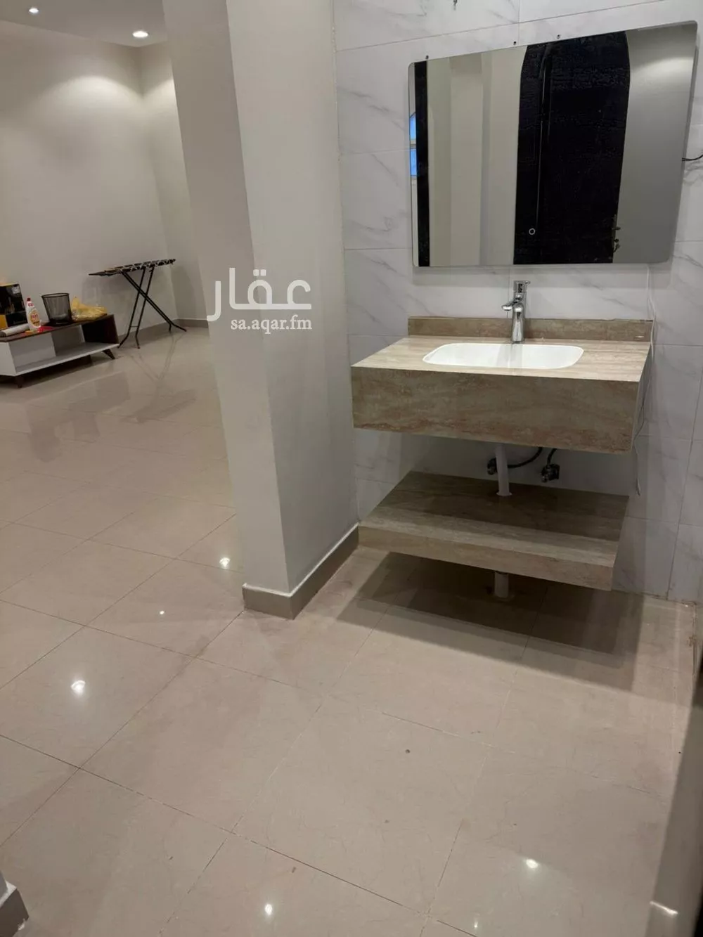 3 bedroom floor in Al Yarmouk 5