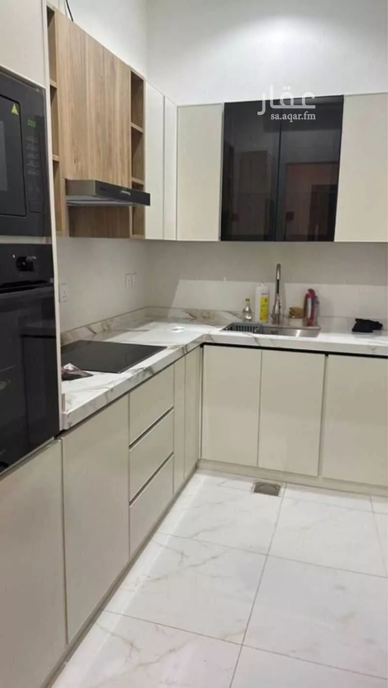 4 bedroom floor in Al Shiraa 7