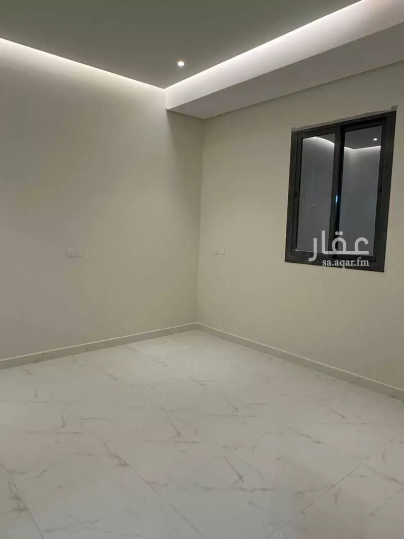 4 bedroom floor in Al Shiraa 9