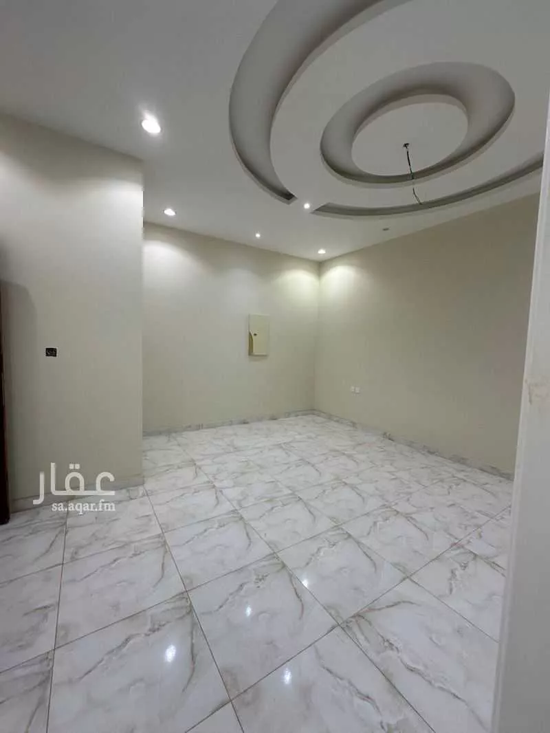 4 bedroom floor in Jeddah 4