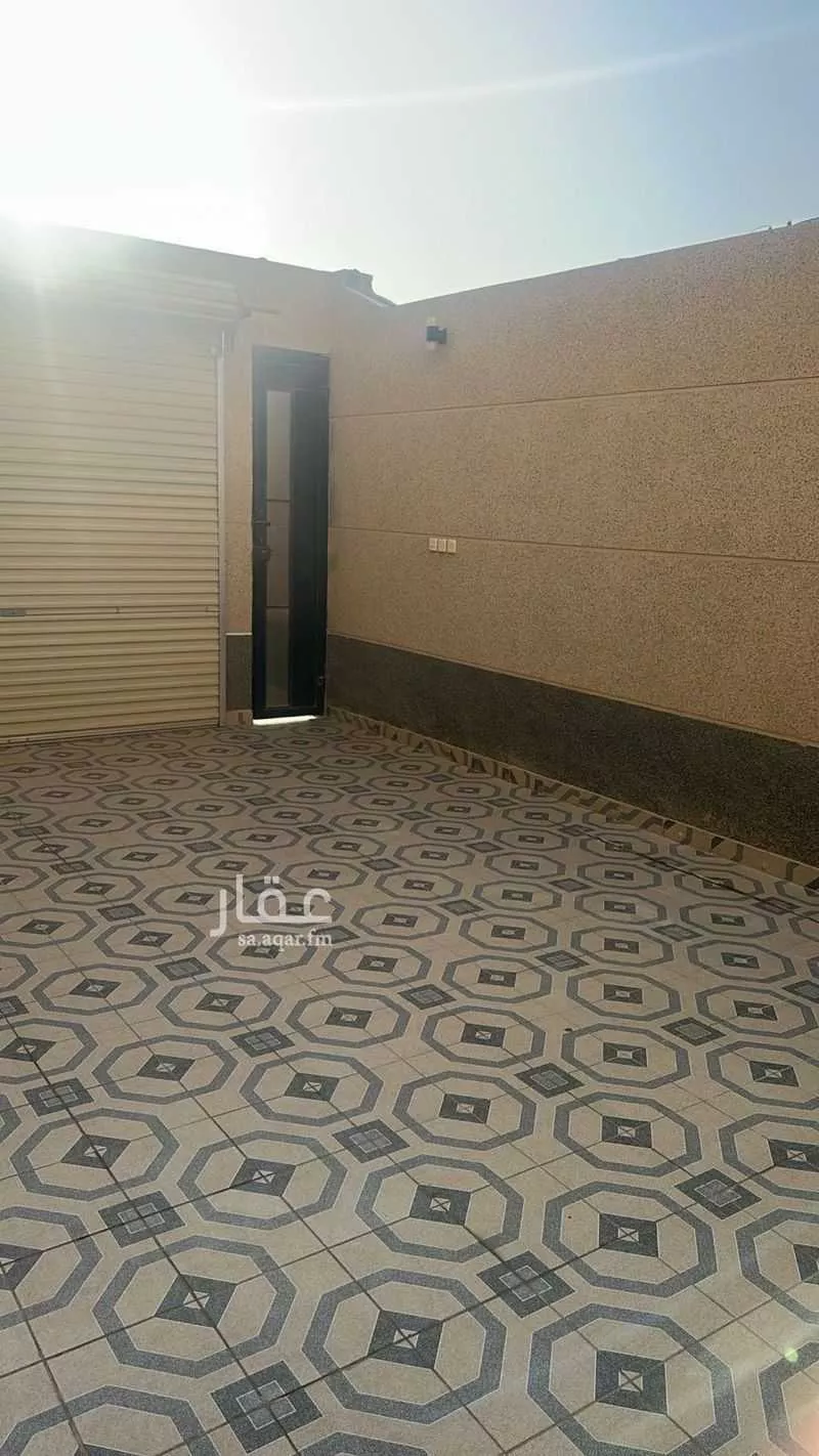 فيلا 7 غرف في الشرق 5
