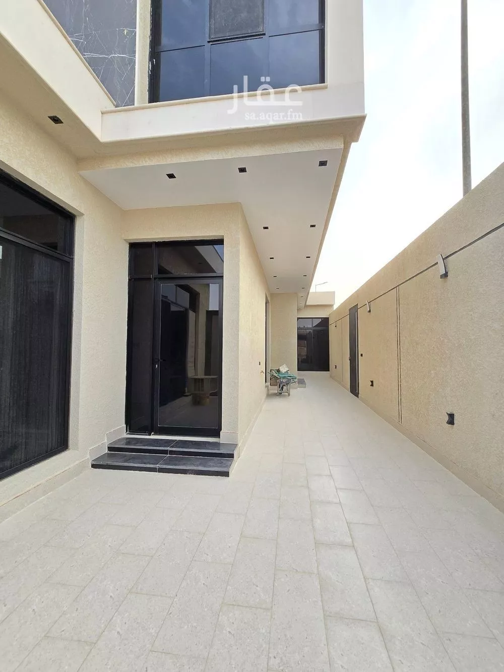 5 bedroom villa in Al Nahda 16