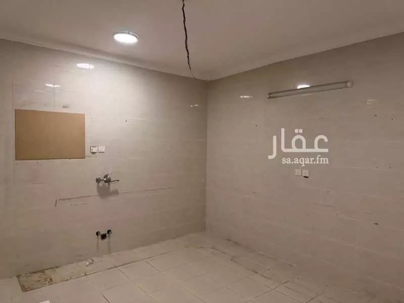 3 bedroom apartment in Al Sharayea 4