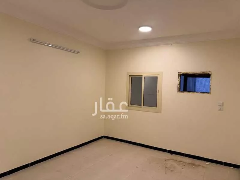 3 bedroom apartment in Al Sharayea 5