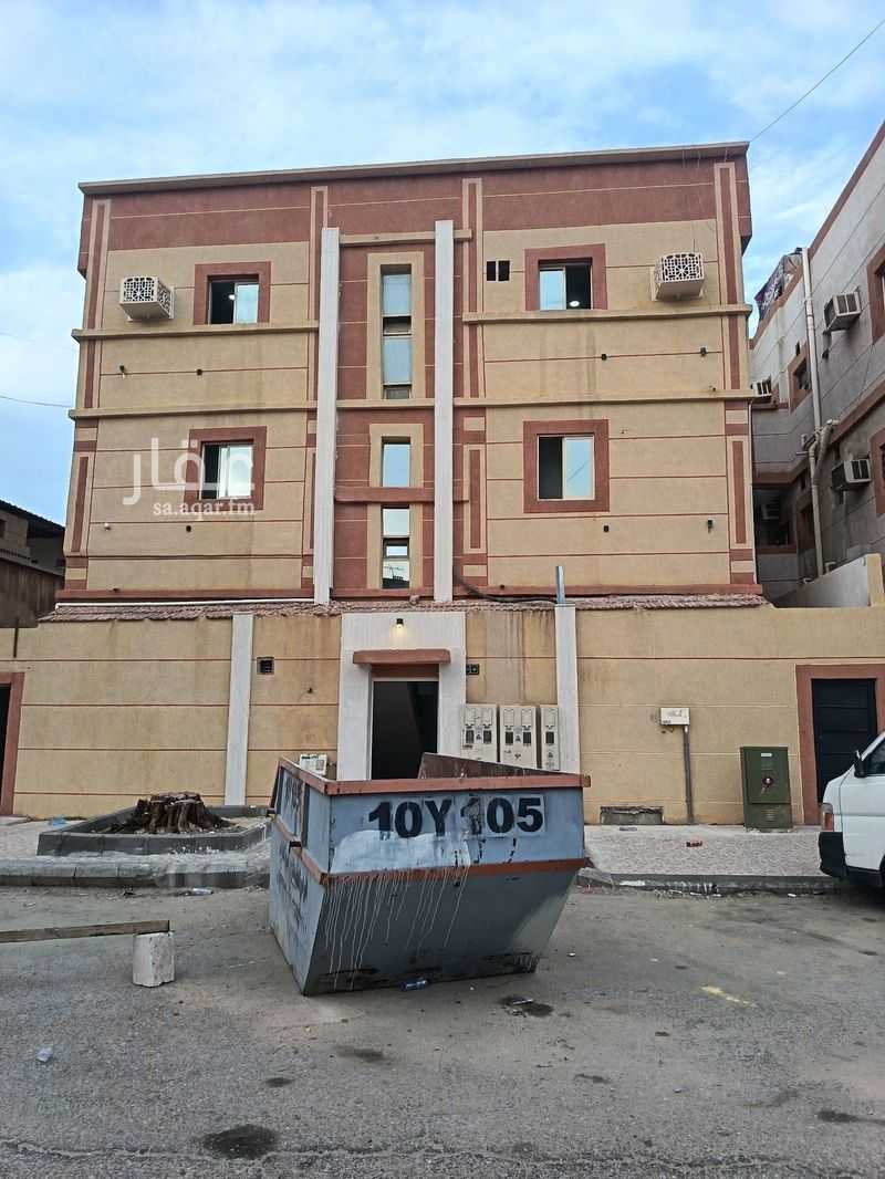 عقار 27 غرف في الثقبة، الخبر
