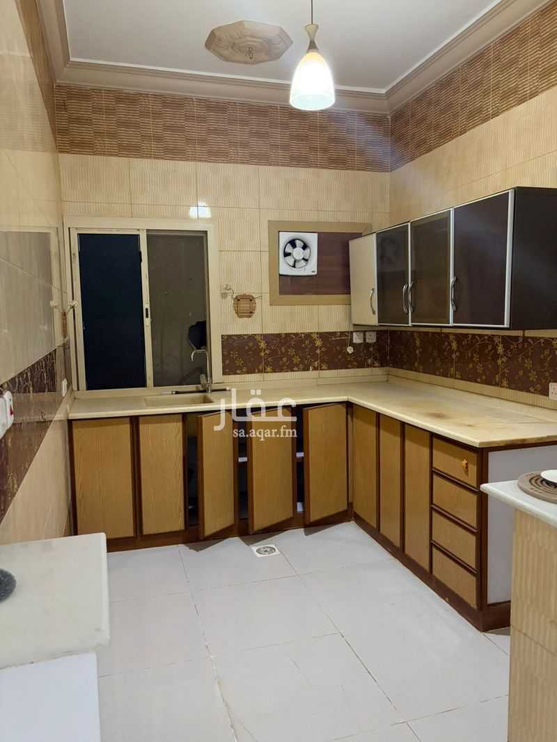 3 bedroom villa in Al Shiraa, Jeddah 11