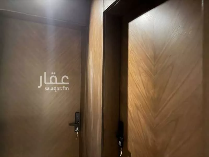 شقة 3 غرف في الرويس 5