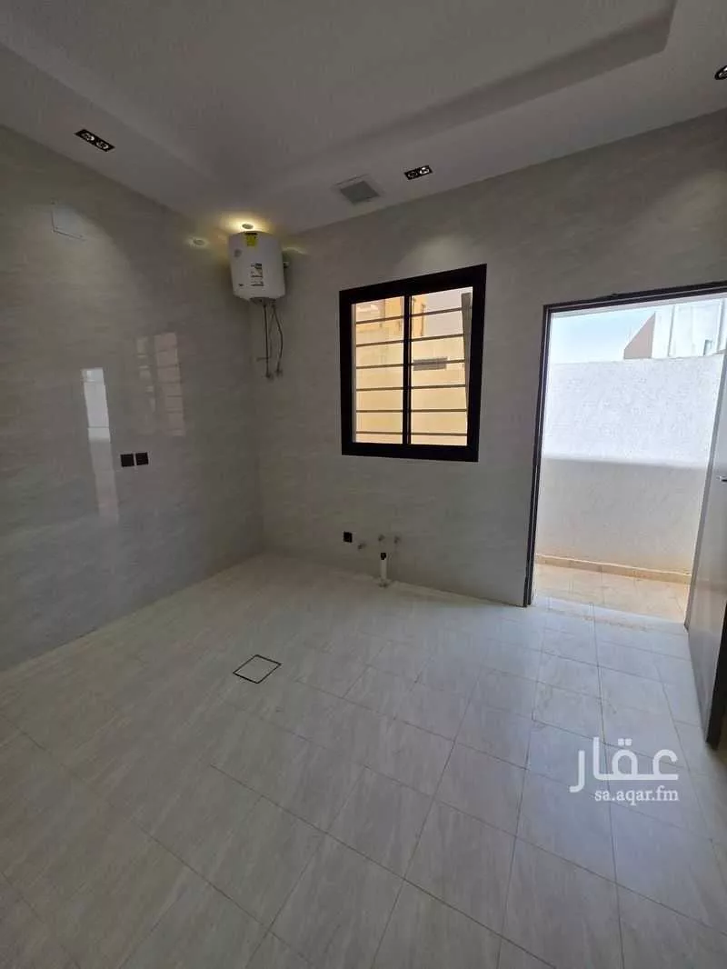 دور 6 غرف في الرمال 25