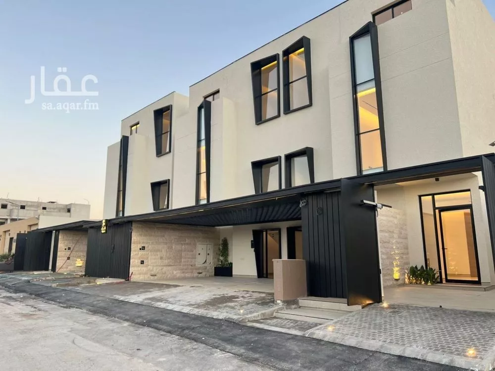 4 bedroom floor in Al Aridh 5