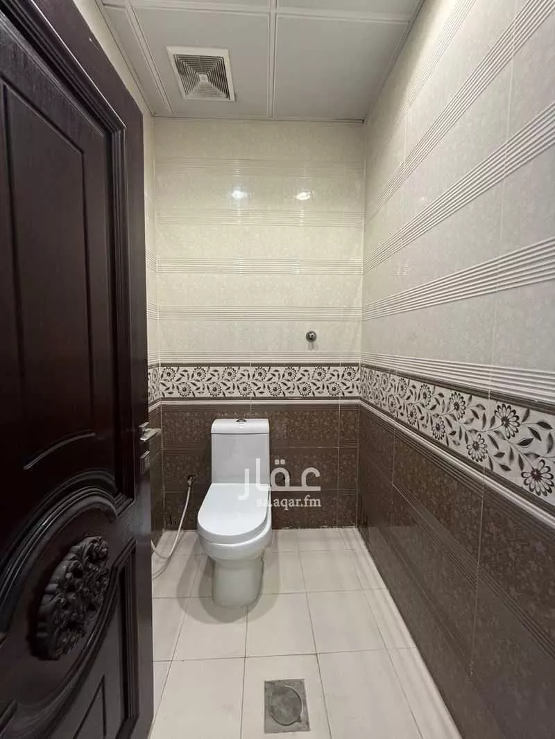 7 bedroom villa in Al Yaqout 2