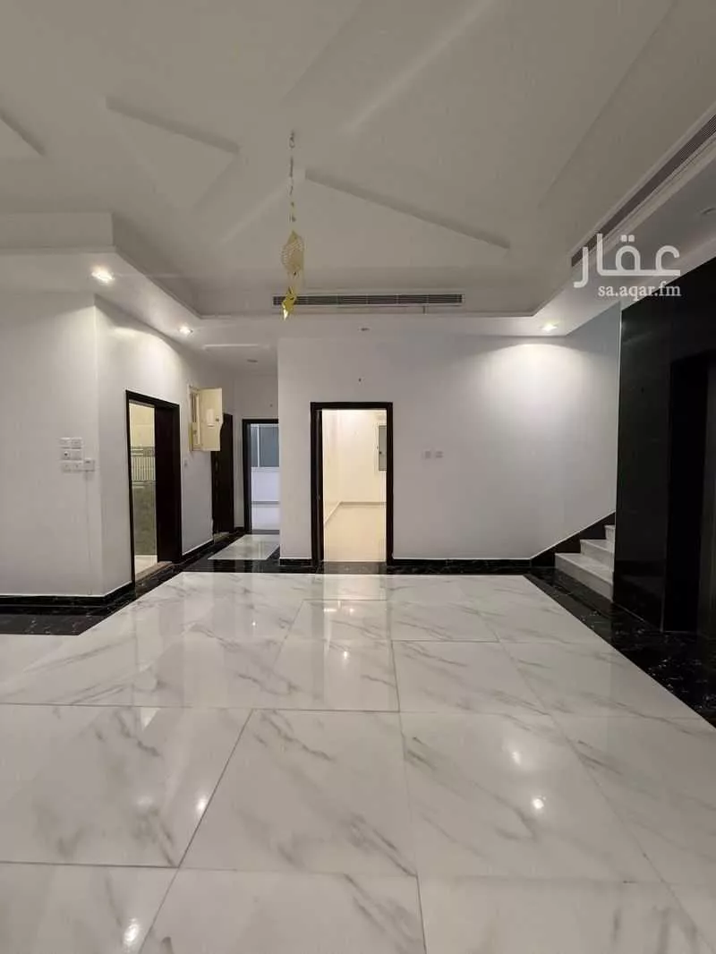 7 bedroom villa in Al Yaqout 12