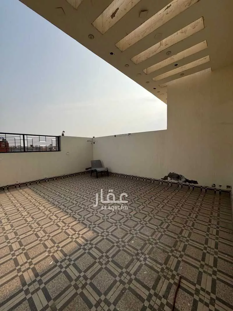 7 bedroom villa in Al Yaqout 13