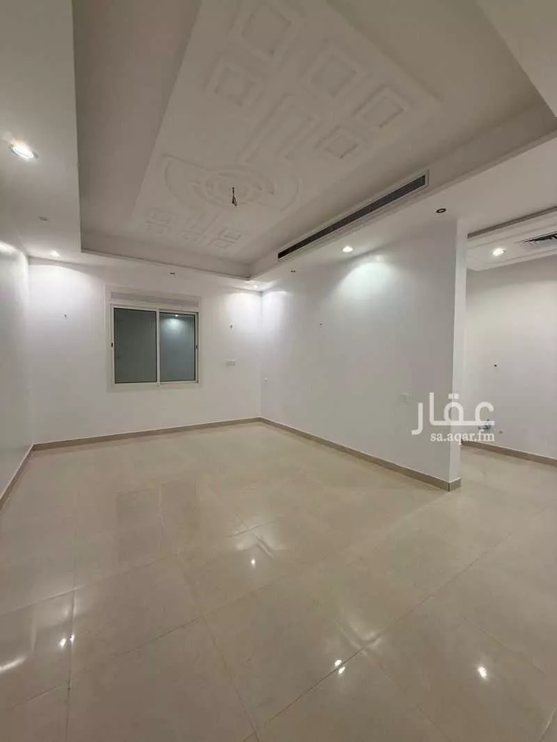 7 bedroom villa in Al Yaqout 15