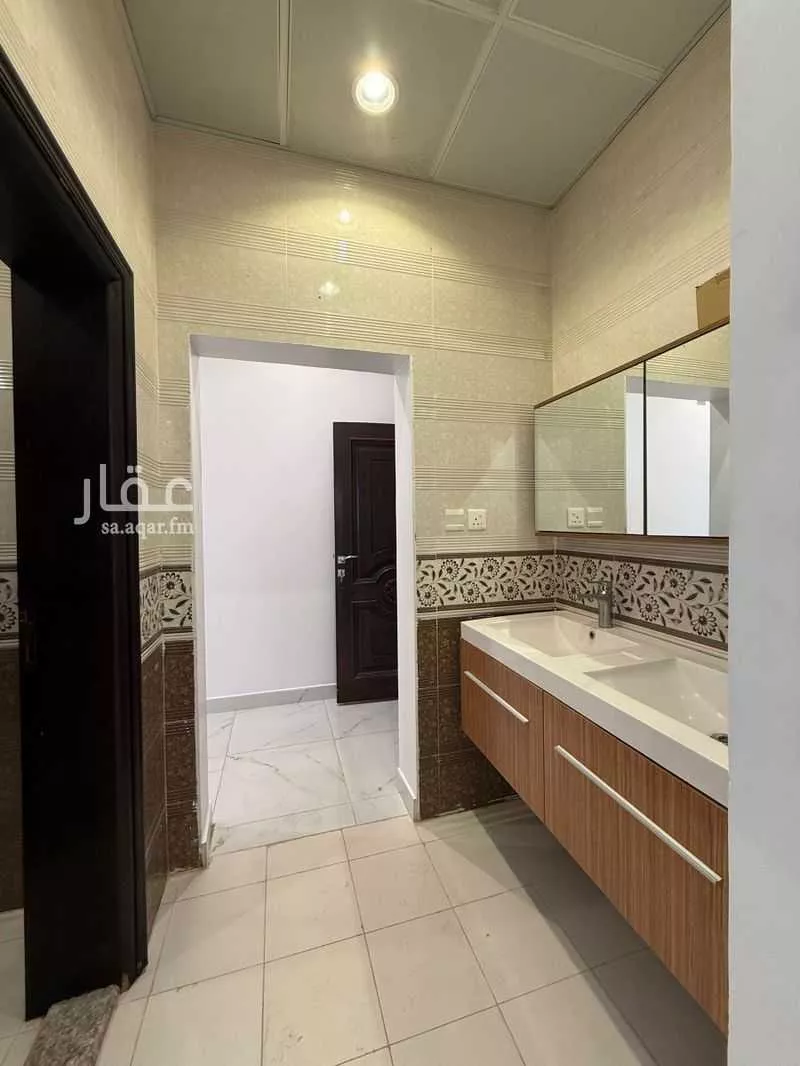 7 bedroom villa in Al Yaqout 3