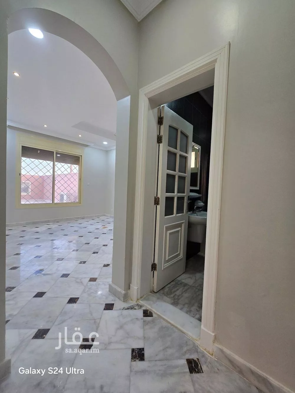 4 bedroom apartment in Al Yaqout 14