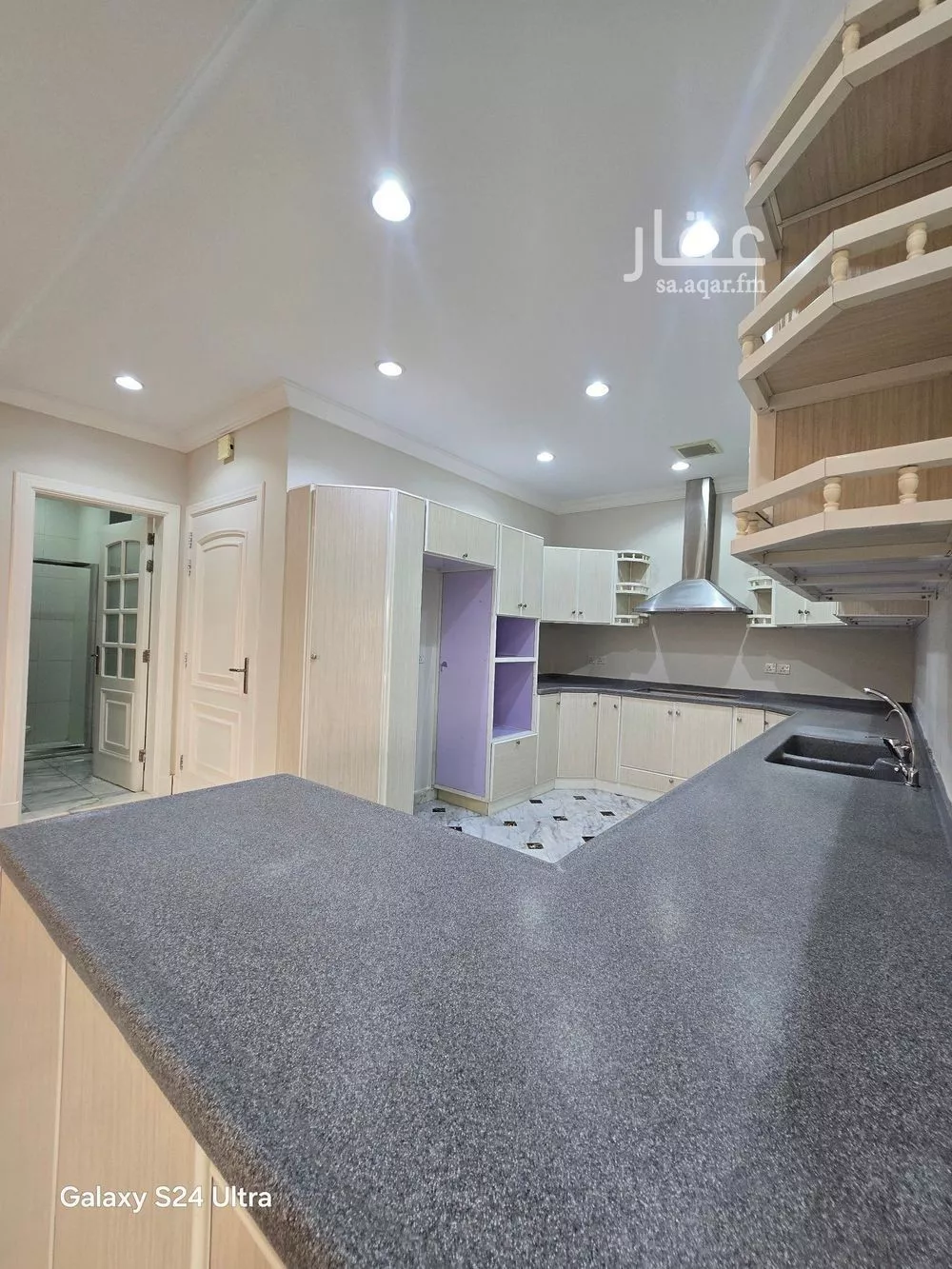 4 bedroom apartment in Al Yaqout 16