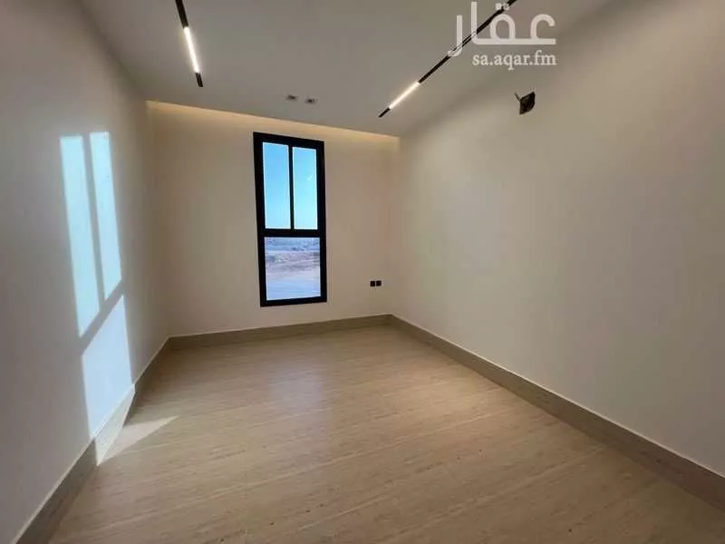 فيلا 6 غرف في الرمال 2