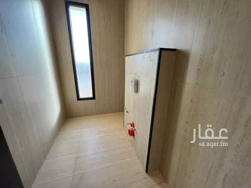 فيلا 6 غرف في الرمال 8
