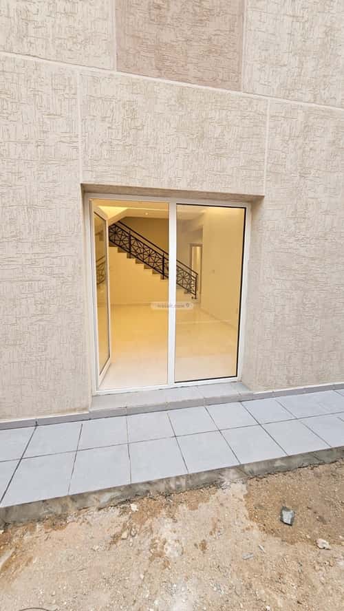 7 bedroom villa in Riyadh 9