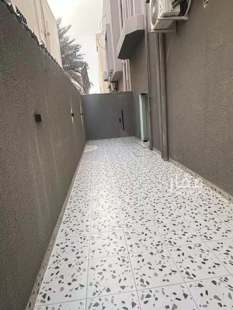 دور 1 غرف في النزهة 2