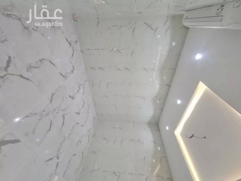 6 bedroom apartment in Al Safa 3
