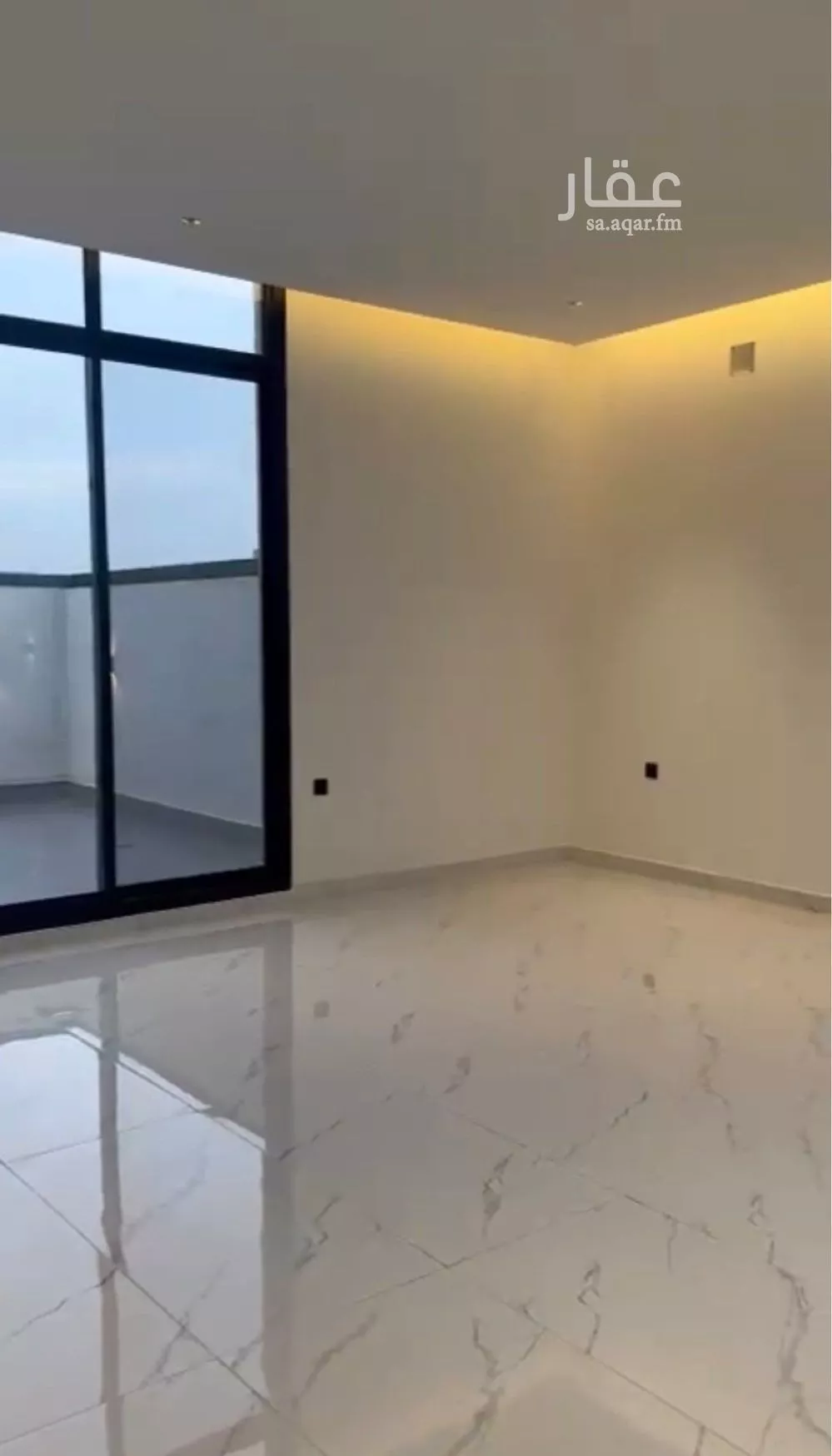 فيلا 5 غرف في العارض 6