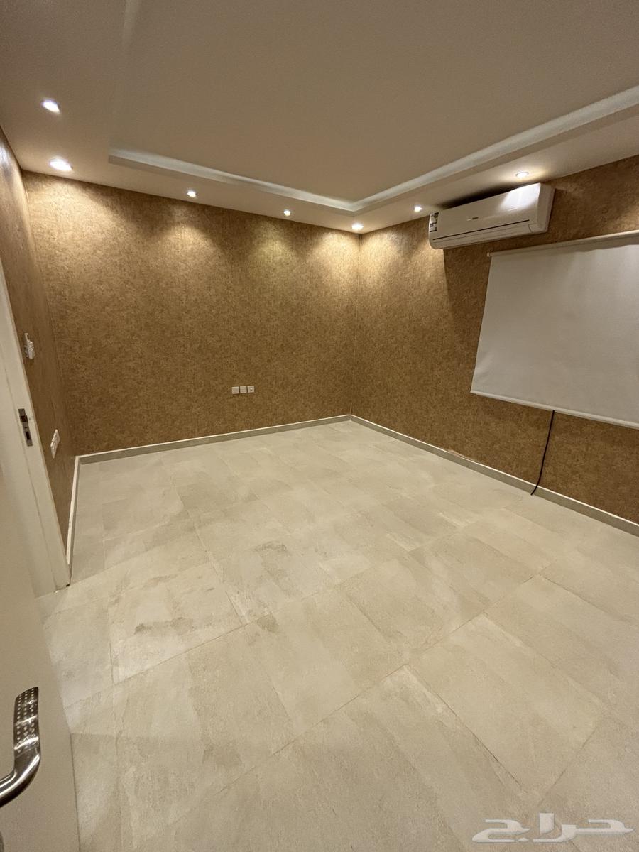 3 bedroom apartment in Al Yasmin 2