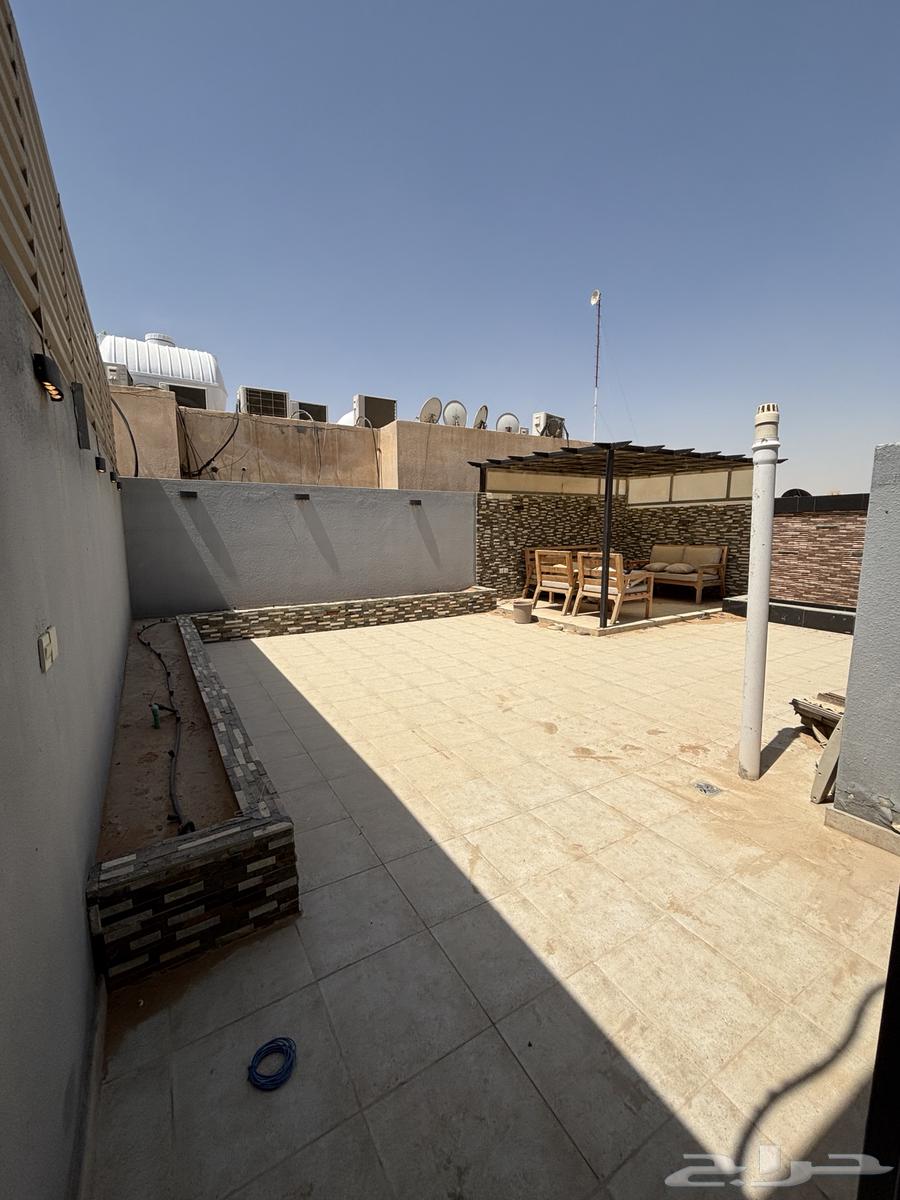 3 bedroom apartment in Al Yasmin 8