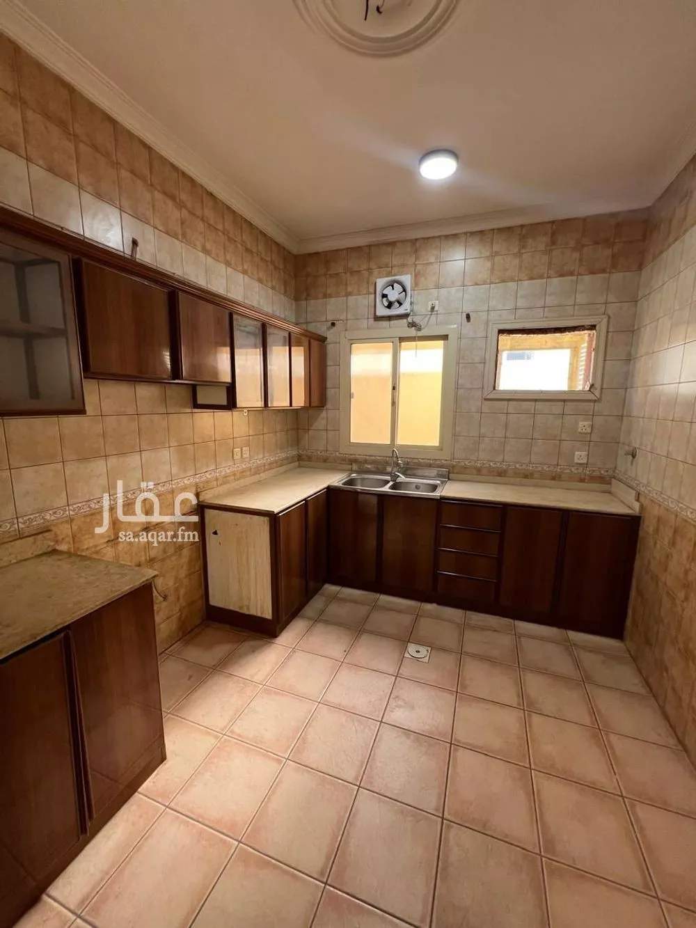 شقة 3 غرف في بني مالك 8