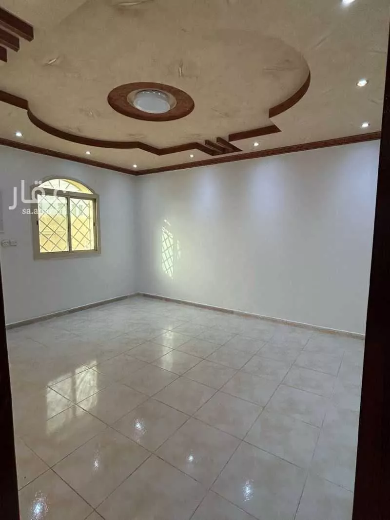 4 bedroom apartment in As Salhiyah 8