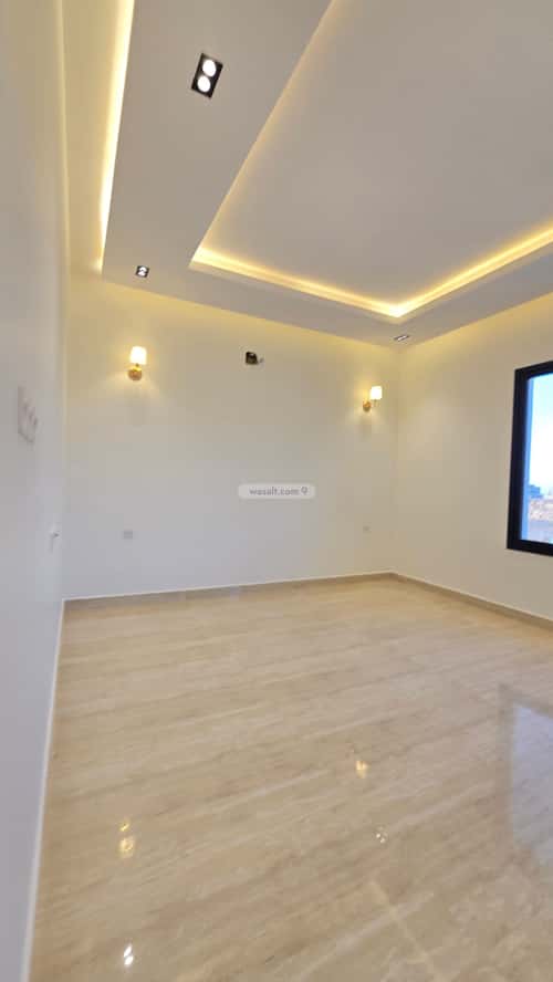 8 bedroom floor in Dirab 12