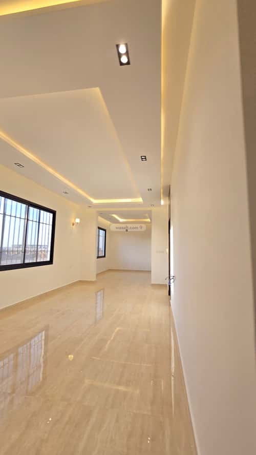 8 bedroom floor in Dirab 13