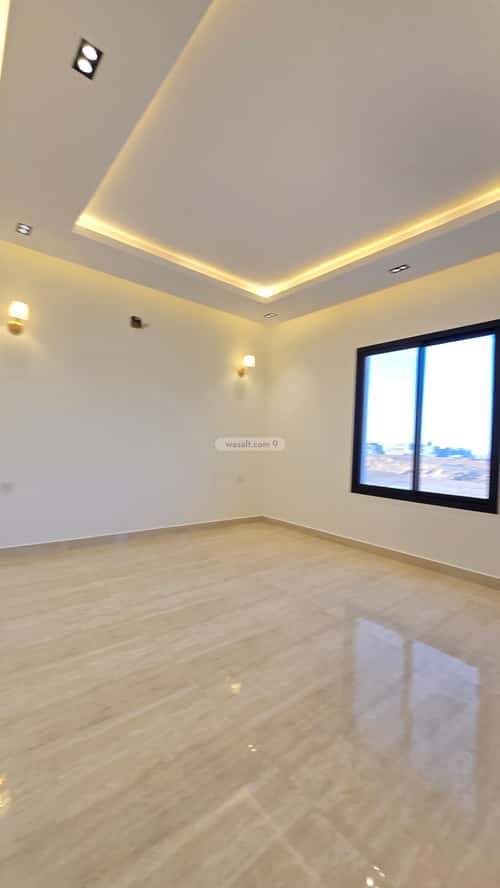 8 bedroom floor in Dirab 15